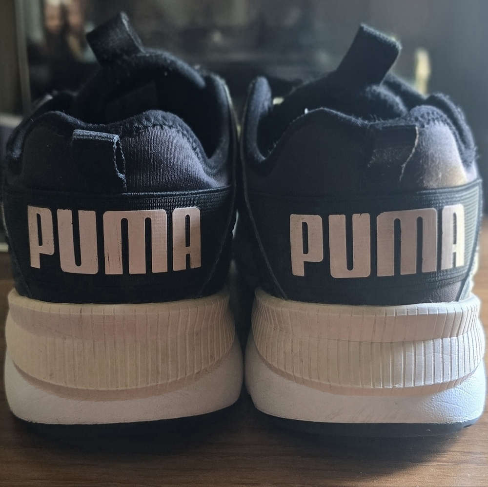 PUMA Softride Harmony Sneaker Size Womens 9 - Picture 2 of 8